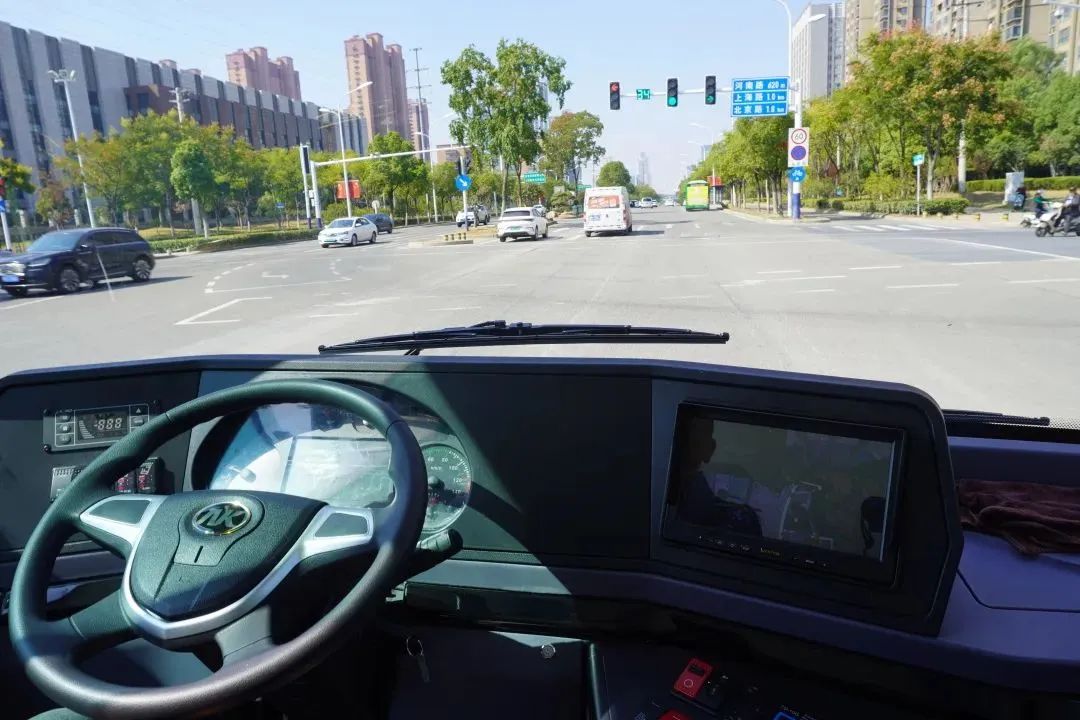 安徽首条无人驾驶公交车试跑！更多智慧出行“新模式”，2022中国国际智慧公交发展高峰论坛邀您一“探”(图2)